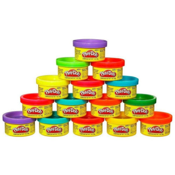 Play-Doh Party Bag – 15 Mini Cans of Modeling Compound for Kids Party Favors
